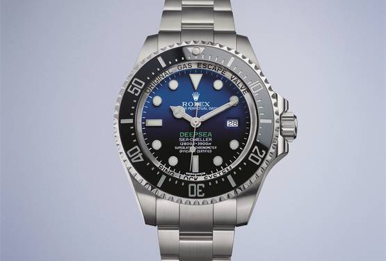 Hodinky Rolex Deepsea na zápěstí Jamese Camerona při jeho rekordním ponoru